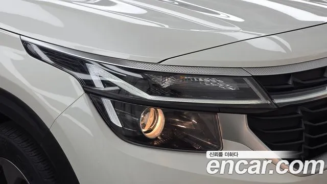 Kia Seltos — Фото автомобиля 5
