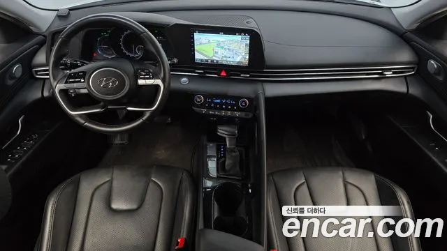 Hyundai Avante CN7 — Фото автомобиля 10