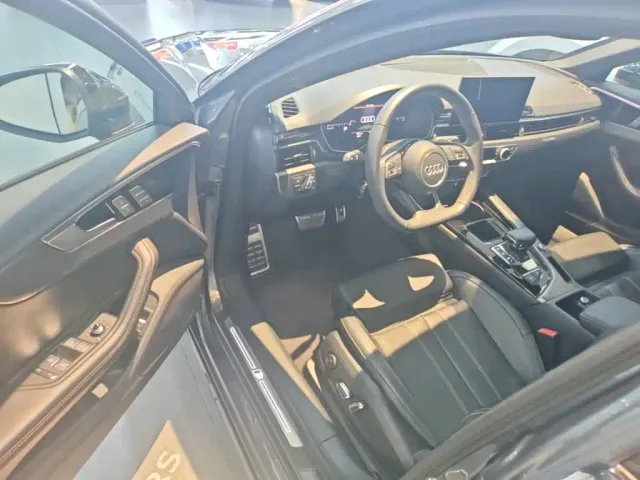 Audi A4L — Фото автомобиля 15