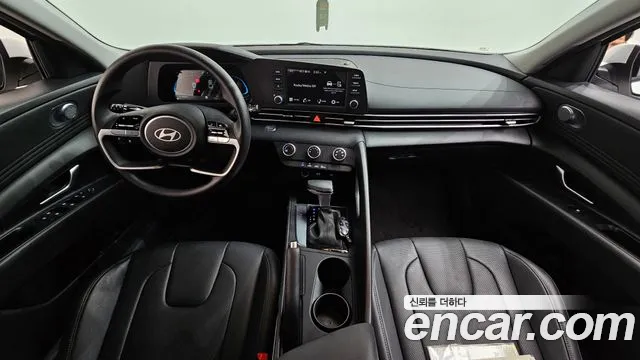 Hyundai AVANTE Новый Avante (CN7) 1.6 LPi (Для проката) — Фото автомобиля 7