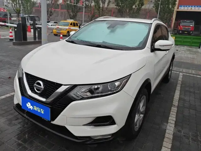 Фотография автомобиля — Nissan Qashqai