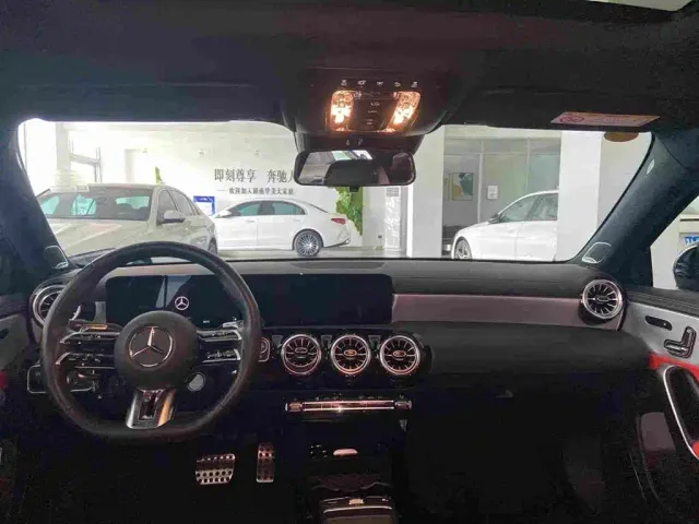 Mercedes-Benz A-Class AMG — Фото автомобиля 10