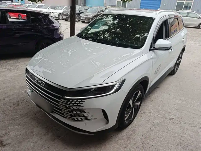 Фотография автомобиля — BYD Seal 05 DM-i