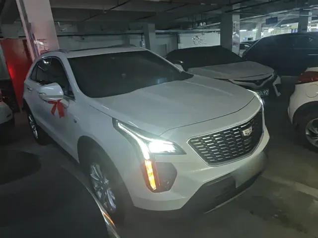 Cadillac XT4 — Фото автомобиля 3