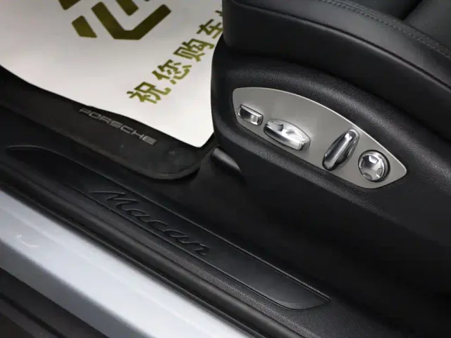 Porsche Macan — Фото автомобиля 13