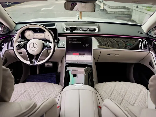 Mercedes-Benz Maybach S-Class — Фото автомобиля 17