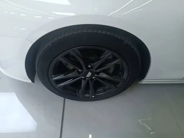 Cadillac CT4 — Фото автомобиля 22