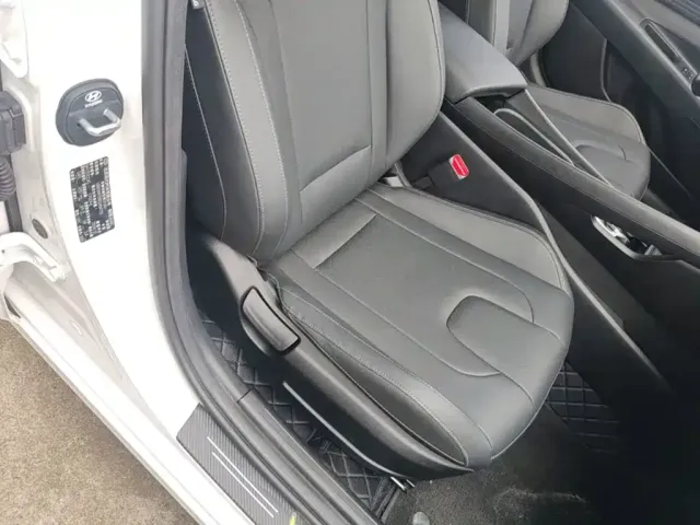Hyundai Elantra 2023 1.5L CVT GLX Elite Edition — Фото автомобиля 24
