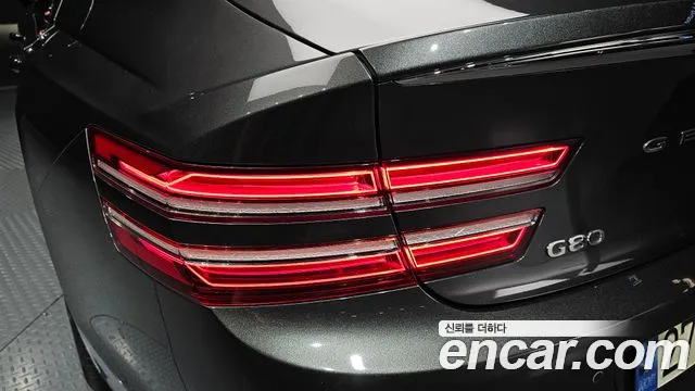 Genesis G80 RG3 — Фото автомобиля 8