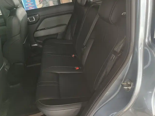 Baojun Yep Plus — Фото автомобиля 16