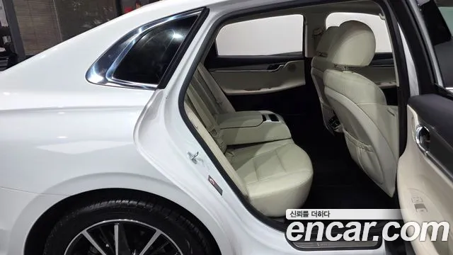 Hyundai Grandeur Новый Grandeur IG — Фото автомобиля 12