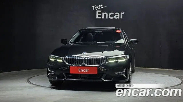 BMW 3-Series 3 серия (G20) 320i Luxury — Фото автомобиля 3