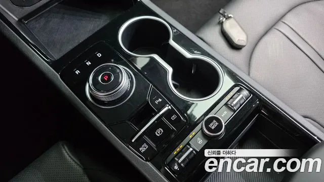 Kia K5 Новый K5 3 поколение 2.0 LPi(Для проката) — Фото автомобиля 7