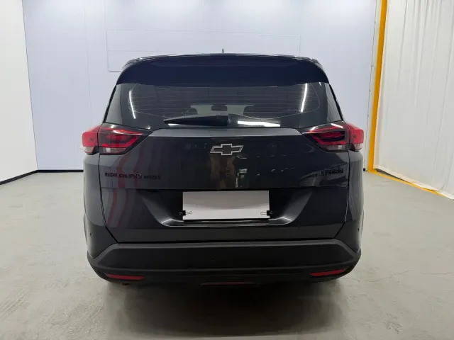 Chevrolet Orlando — Фото автомобиля 6