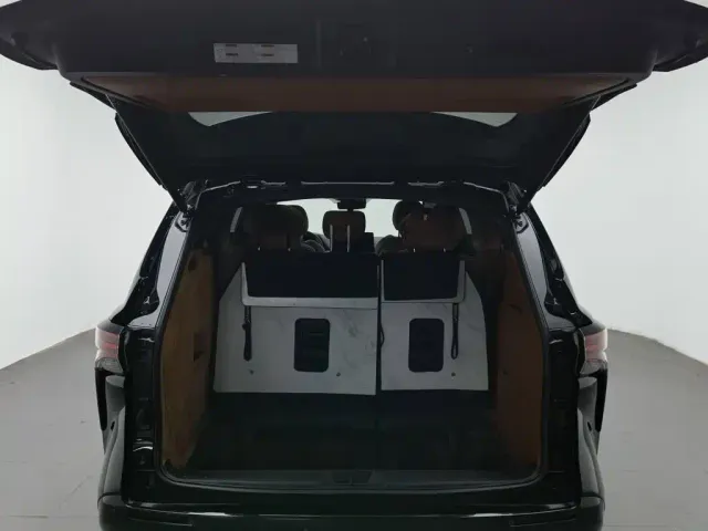 Toyota Sienna — Фото автомобиля 16
