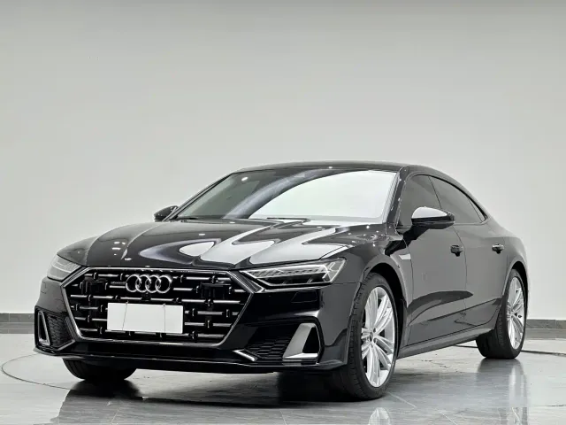 Audi A7L — Фото автомобиля 2