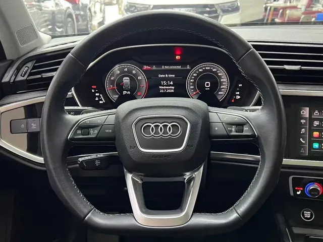 Audi Q3 — Фото автомобиля 10