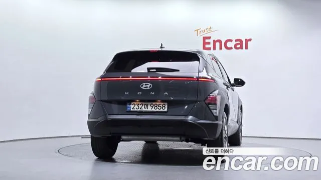 Hyundai Kona SX2 — Фото автомобиля 4