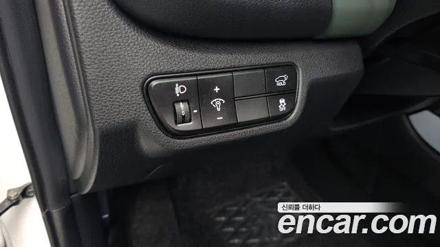 Kia Seltos Бензин 1.6 турбо 2WD — Фото автомобиля 23