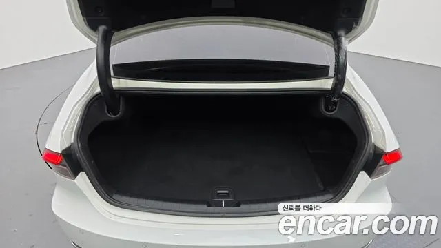 Hyundai Grandeur Новый Grandeur IG 3.0 LPi (Для проката) — Фото автомобиля 20
