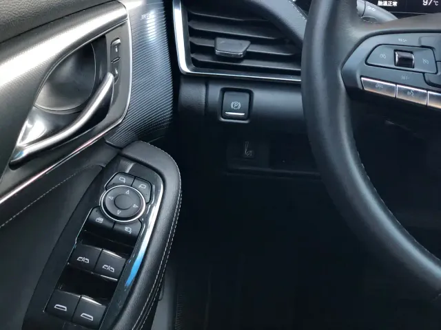 Cadillac CT5 — Фото автомобиля 17