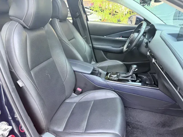 Mazda CX-30 — Фото автомобиля 19