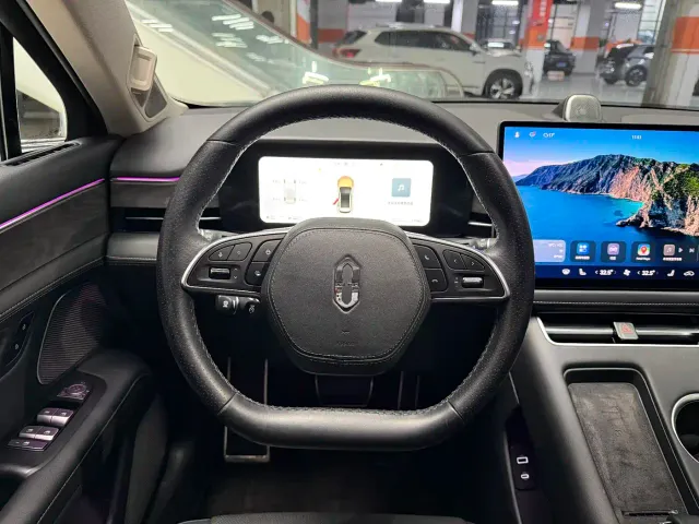 Aito M5 — Фото автомобиля 17