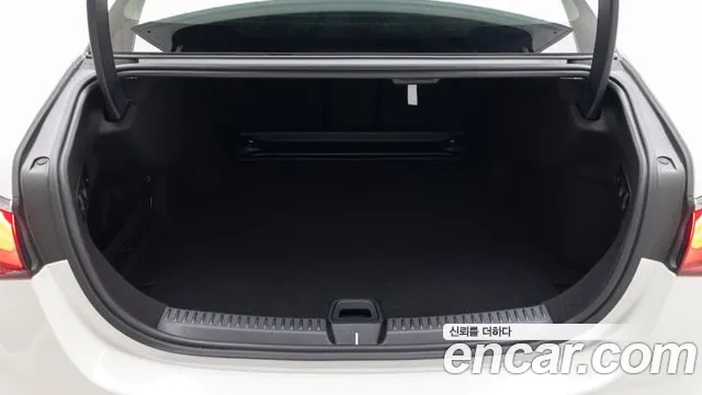 Mercedes-Benz E-Class W213 — Фото автомобиля 16