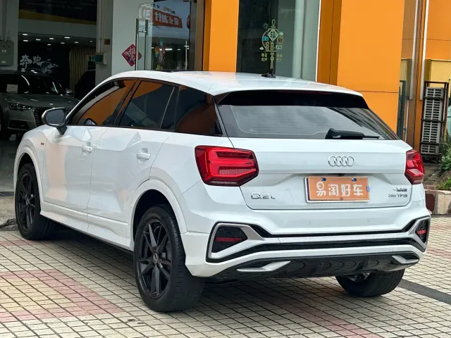 Audi Q2L — Фото автомобиля 5