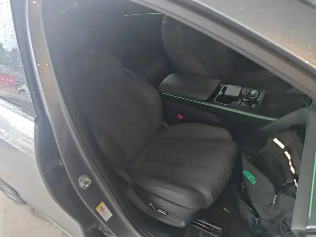 BYD Song L DM-i 2025 Smart Drive 160km Premium — Фото автомобиля 24