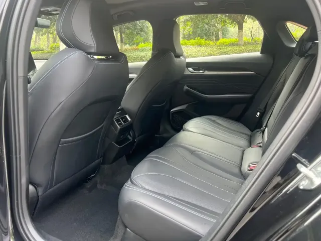 Geely Xingrui — Фото автомобиля 7