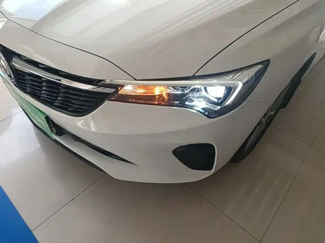 Buick Verano — Фото автомобиля 23