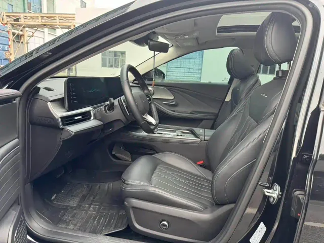 Chery Arrizo 8 — Фото автомобиля 4