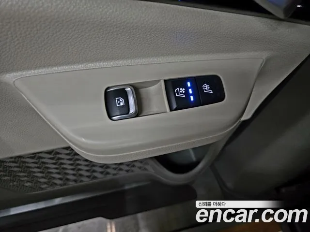 Kia Carnival 4th Gen — Фото автомобиля 17