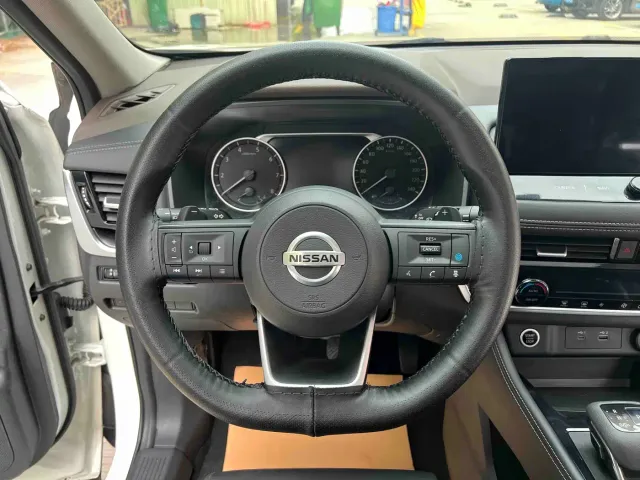 Nissan X-Trail — Фото автомобиля 10