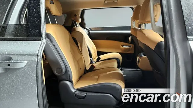 Kia Canival Carnival 4 поколение Бензин 11 мест Prestige — Фото автомобиля 10