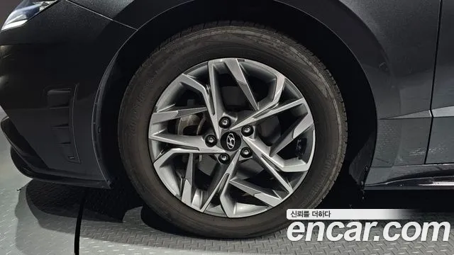 Hyundai Sonata — Фото автомобиля 5