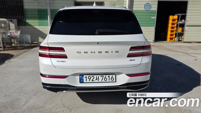Genesis GV80 — Фото автомобиля 3