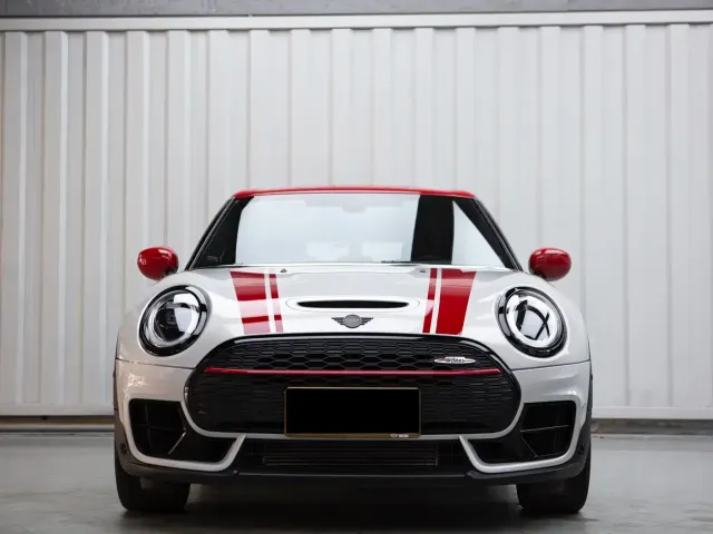 MINI JCW CLUBMAN — Фото автомобиля 3