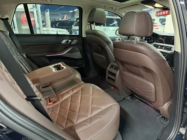 BMW X5 — Фото автомобиля 13