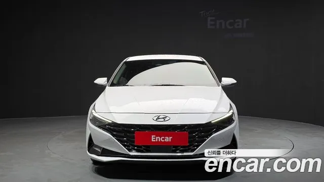 Hyundai AVANTE Avante (CN7) — Фото автомобиля 3
