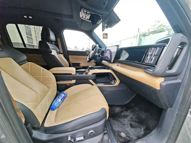 BYD FangChengBao Leopard 5 — Фото автомобиля 7