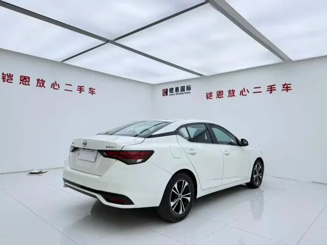 Nissan Sylphy 2023 1.6L CVT Deluxe Edition — Фото автомобиля 16