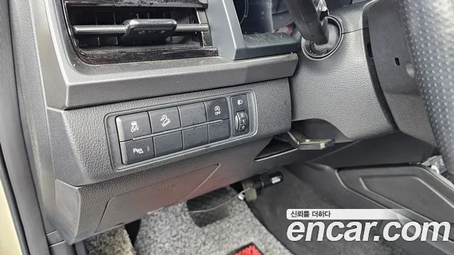 KG_Mobility_Ssangyong Rexton Новый Rexton Sport Khan Дизель 2.2 4WD — Фото автомобиля 17