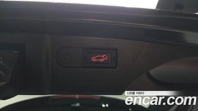 KG_Mobility_Ssangyong Rexton Rexton Arena Дизель 2.2 4WD — Фото автомобиля 14