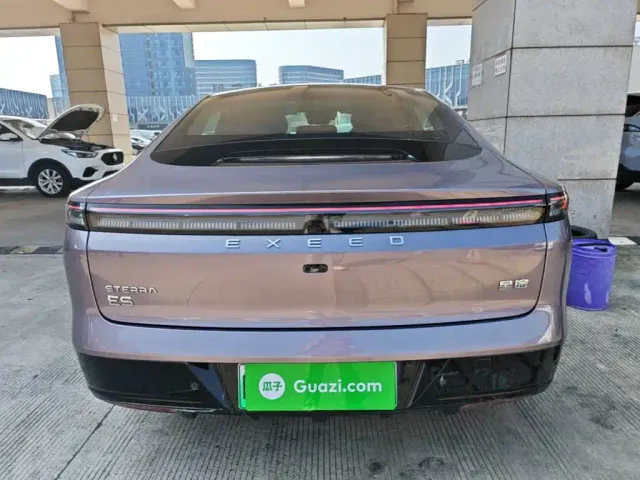 Exeed Exlantix ES 2025 Range Extender Max Urban Assist — Фото автомобиля 5