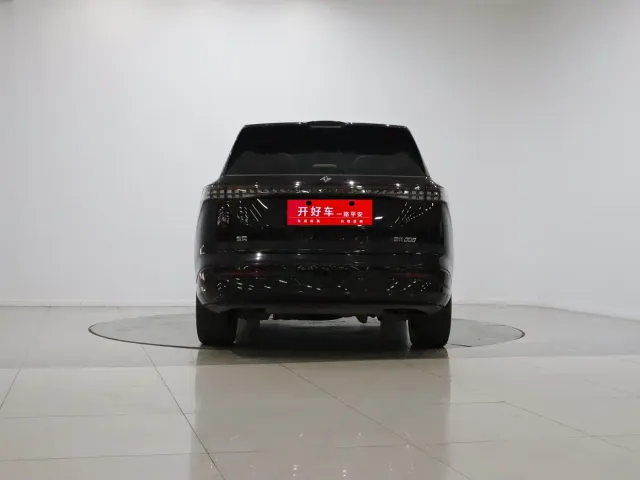 Dongfeng eπ 008 — Фото автомобиля 4