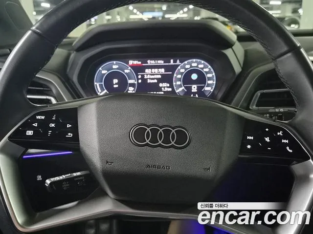 Audi Q4 e-tron F4 — Фото автомобиля 12
