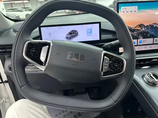 Geely Galaxy E5 — Фото автомобиля 6