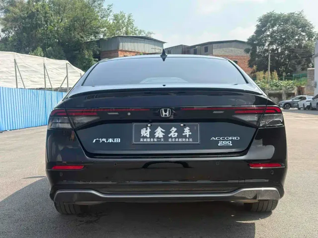 Honda Accord — Фото автомобиля 18